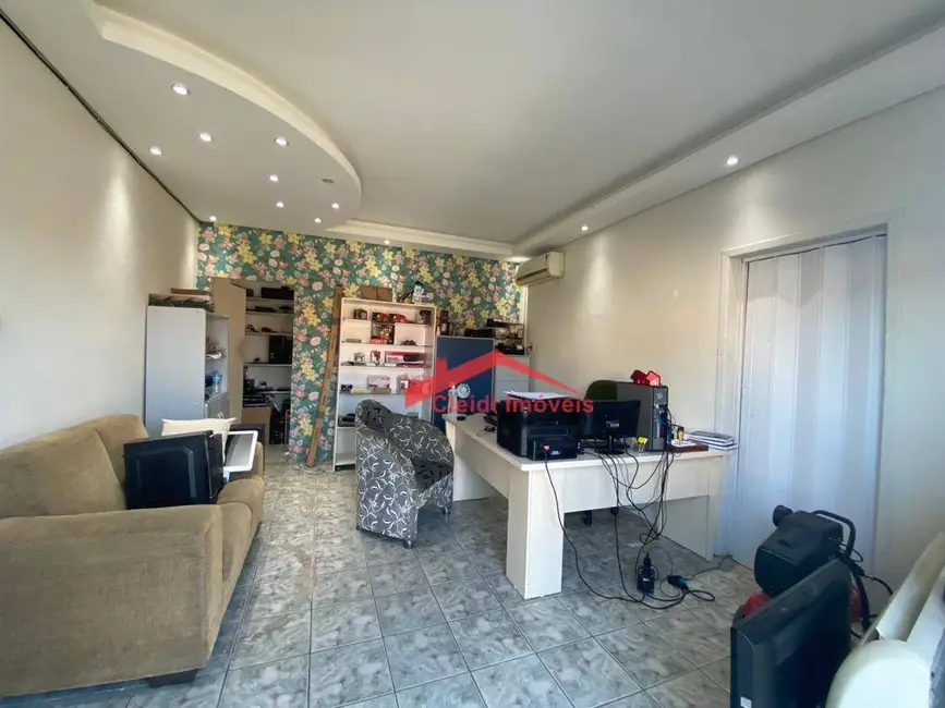 Foto 6 de Casa com 2 quartos à venda, 435m2 em Vila Nova, Joinville - SC