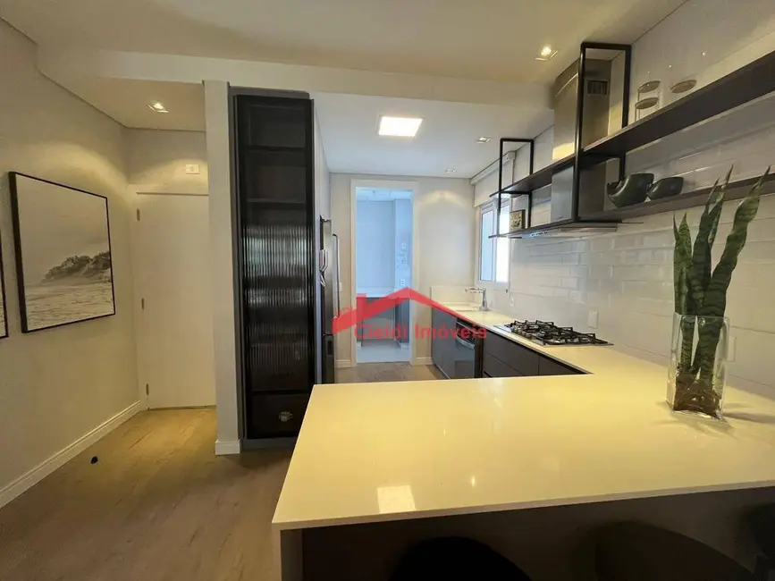 Apartamento com 3 quartos à venda, 186m2 em Saguaçu, Joinville - SC - imagem 9 Foto 9 de Apartamento com 3 quartos à venda, 186m2 em Saguaçu, Joinville - SC