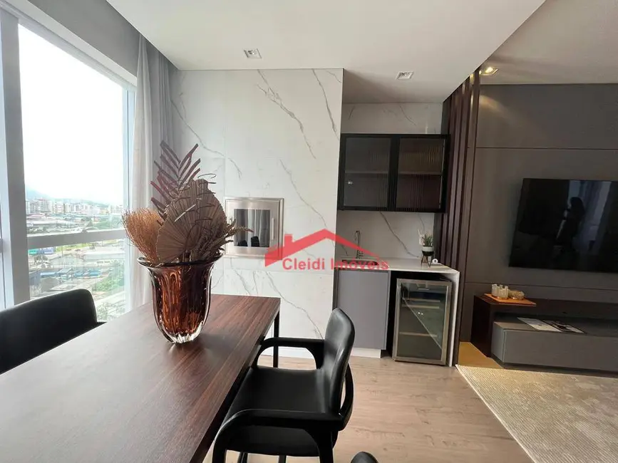 Apartamento com 3 quartos à venda, 186m2 em Saguaçu, Joinville - SC - imagem 5 Foto 5 de Apartamento com 3 quartos à venda, 186m2 em Saguaçu, Joinville - SC