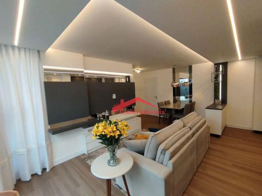 Foto 2 de Apartamento com 1 quarto à venda, 48m2 em Anita Garibaldi, Joinville - SC