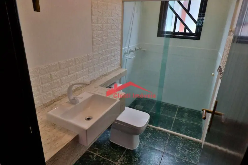 Foto 4 de Sobrado com 3 quartos à venda, 800m2 em Costa e Silva, Joinville - SC