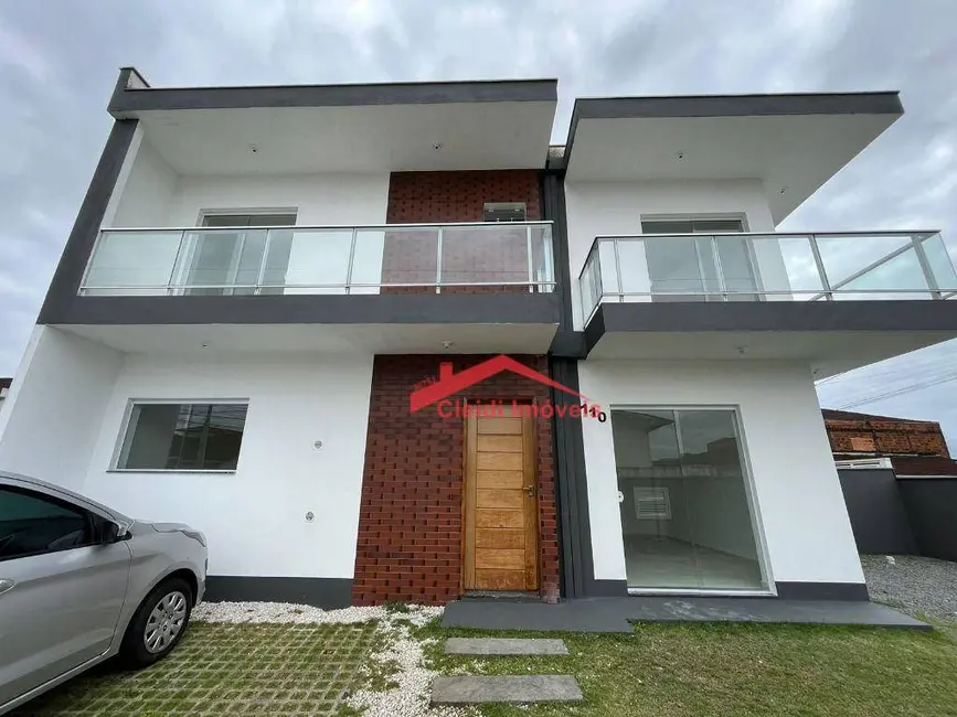 Foto 2 de Sobrado com 3 quartos para alugar, 100m2 em Boa Vista, Joinville - SC