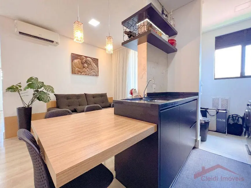 Apartamento com 2 quartos à venda, 92m2 em Anita Garibaldi, Joinville - SC - imagem 4 Foto 4 de Apartamento com 2 quartos à venda, 92m2 em Anita Garibaldi, Joinville - SC