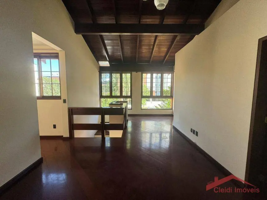 Foto 7 de Casa com 3 quartos para alugar, 900m2 em América, Joinville - SC