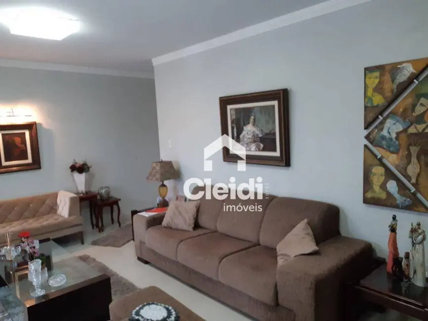 Foto 8 de Cobertura com 2 quartos à venda, 302m2 em América, Joinville - SC