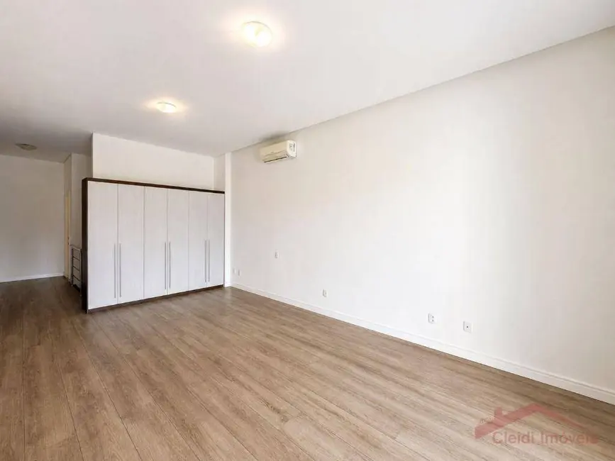 Foto 8 de Apartamento com 1 quarto à venda, 100m2 em Atiradores, Joinville - SC