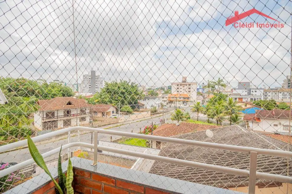 Foto 5 de Apartamento com 2 quartos à venda, 75m2 em Santo Antônio, Joinville - SC