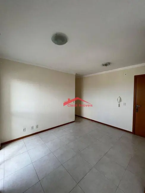 Foto 3 de Apartamento com 2 quartos à venda e para alugar, 50m2 em Floresta, Joinville - SC