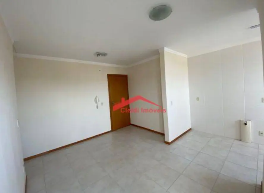 Foto 2 de Apartamento com 2 quartos à venda e para alugar, 50m2 em Floresta, Joinville - SC