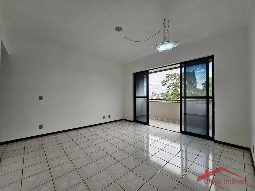 Foto 4 de Apartamento com 3 quartos para alugar, 109m2 em Iririú, Joinville - SC