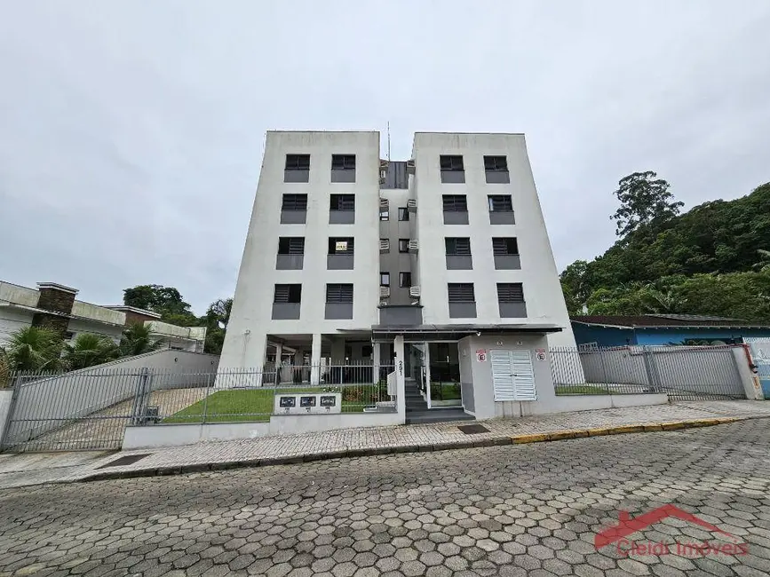 Foto 1 de Apartamento com 3 quartos para alugar, 109m2 em Iririú, Joinville - SC