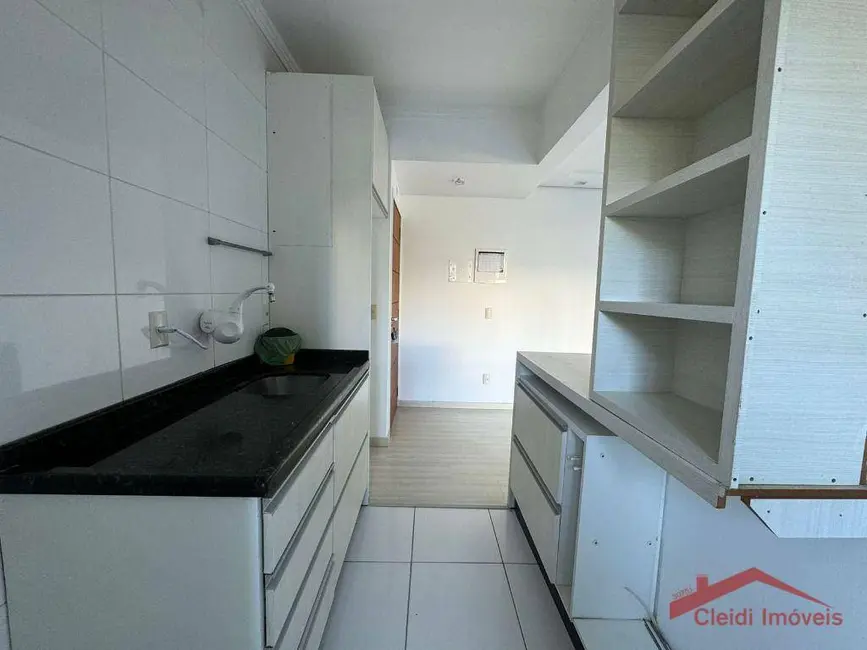 Apartamento com 3 quartos para alugar, 103m2 em Anita Garibaldi, Joinville - SC - imagem 9 Foto 9 de Apartamento com 3 quartos para alugar, 103m2 em Anita Garibaldi, Joinville - SC