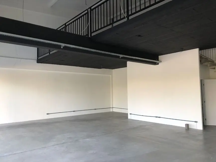 Loja para alugar, 180m2 em Saguaçu, Joinville - SC - imagem 6 Foto 6 de Loja para alugar, 180m2 em Saguaçu, Joinville - SC