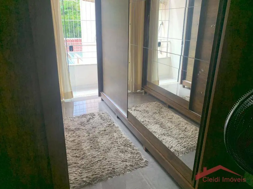 Sobrado com 3 quartos à venda, 850m2 em São Marcos, Joinville - SC - imagem 8 Foto 8 de Sobrado com 3 quartos à venda, 850m2 em São Marcos, Joinville - SC