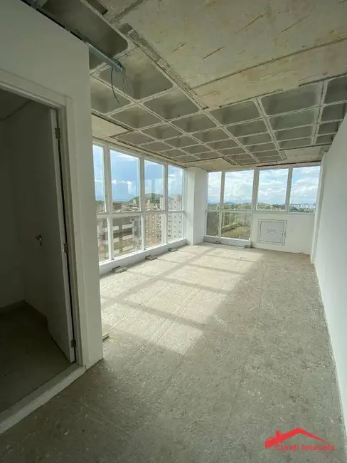 Foto 3 de Sala Comercial para alugar, 62m2 em América, Joinville - SC