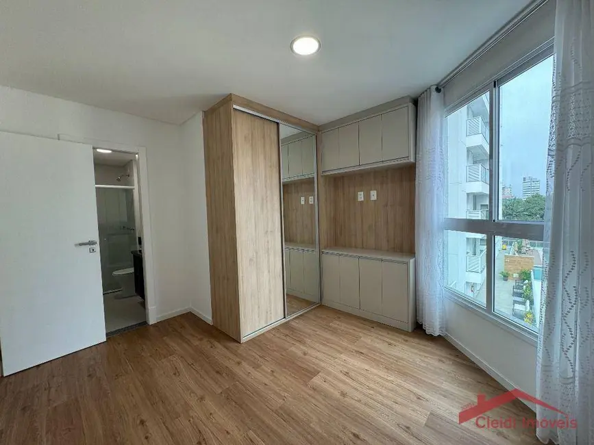 Foto 9 de Apartamento com 2 quartos para alugar, 78m2 em Centro, Joinville - SC