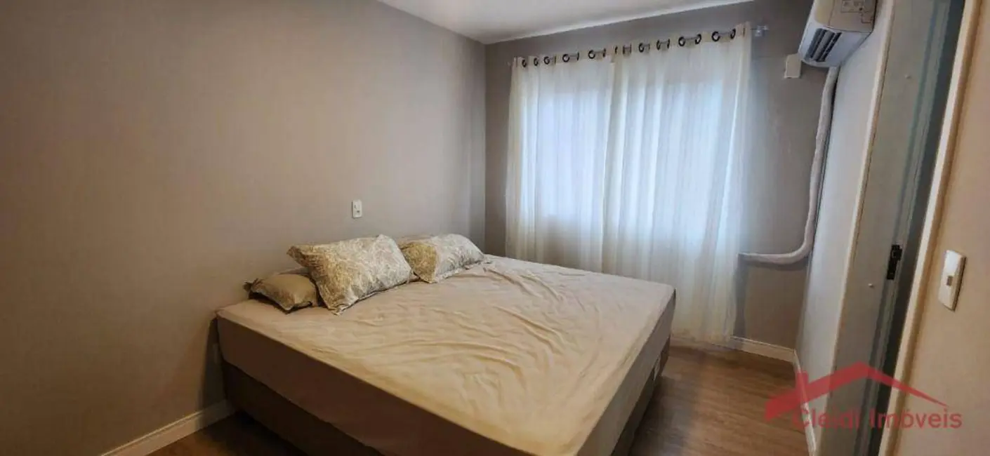 Apartamento com 1 quarto para alugar, 50m2 em Centro, Joinville - SC - imagem 4 Foto 4 de Apartamento com 1 quarto para alugar, 50m2 em Centro, Joinville - SC