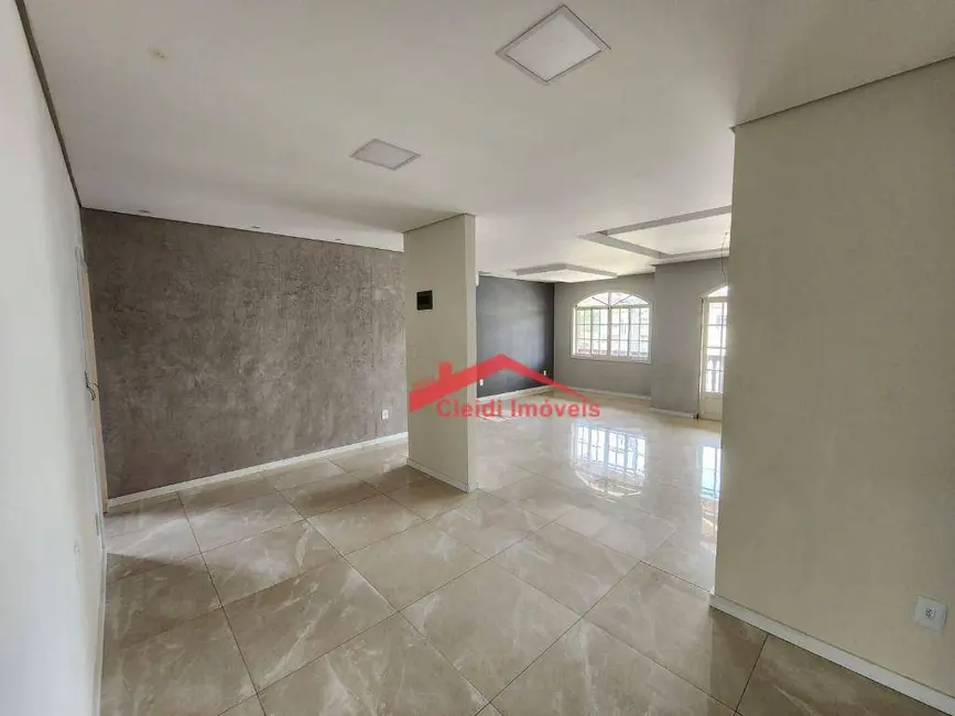 Foto 3 de Apartamento com 4 quartos para alugar, 1063m2 em Santo Antônio, Joinville - SC