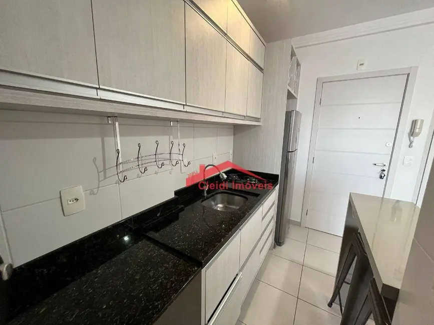 Foto 8 de Apartamento com 1 quarto à venda, 47m2 em Bucarein, Joinville - SC