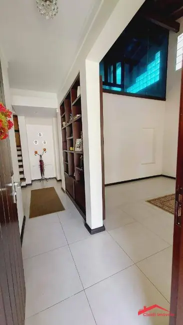 Foto 7 de Casa com 3 quartos à venda, 630m2 em Costa e Silva, Joinville - SC