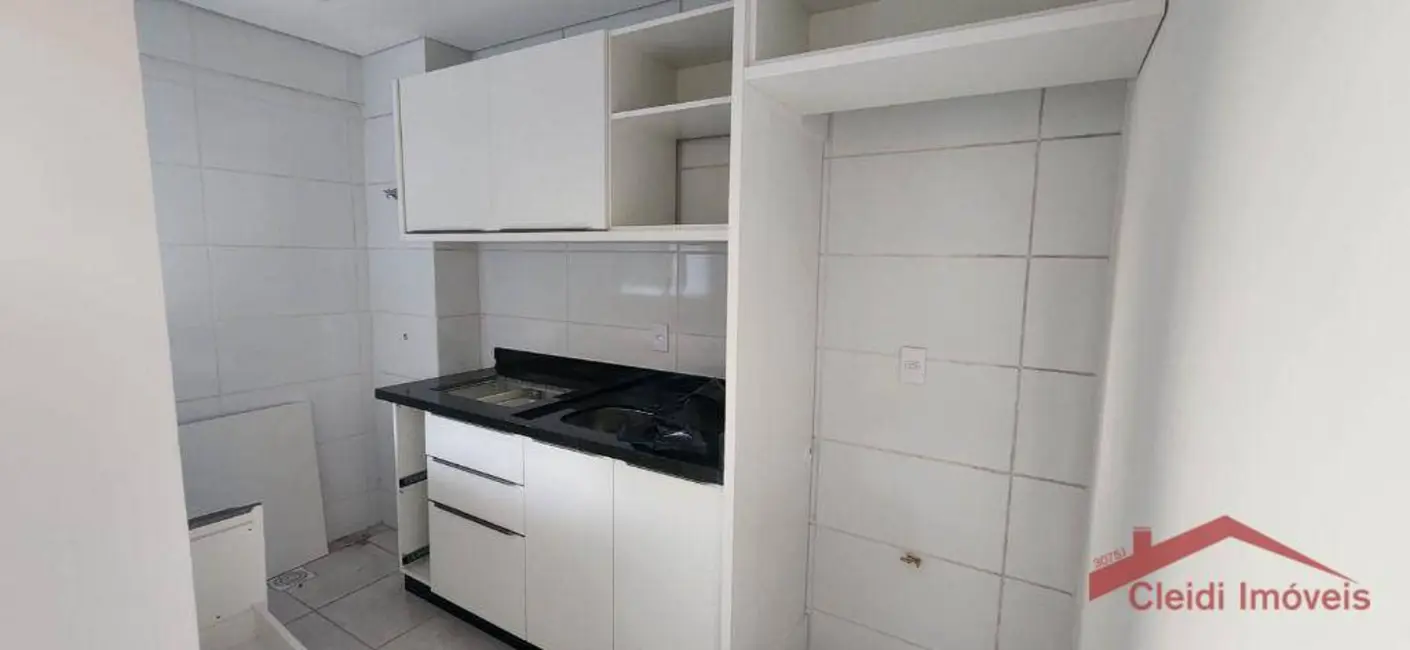 Foto 2 de Apartamento com 2 quartos para alugar, 77m2 em Costa e Silva, Joinville - SC