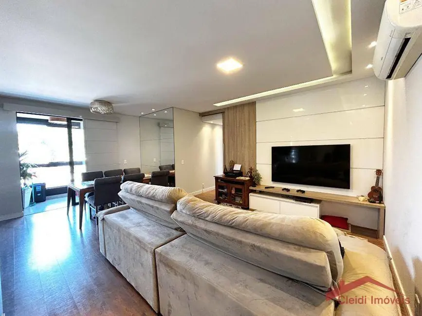 Foto 7 de Apartamento com 3 quartos à venda, 134m2 em Iririú, Joinville - SC