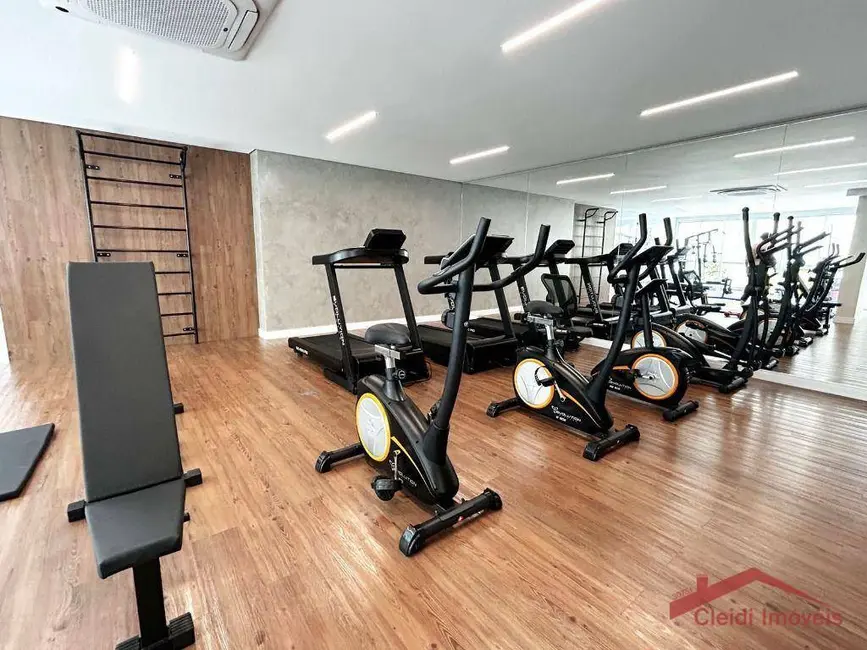 Foto 4 de Apartamento com 2 quartos para alugar, 93m2 em Centro, Joinville - SC