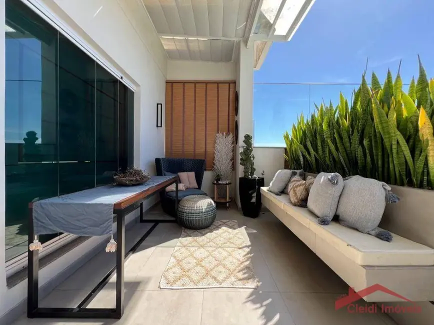 Foto 3 de Apartamento com 3 quartos à venda, 156m2 em Santo Antônio, Joinville - SC