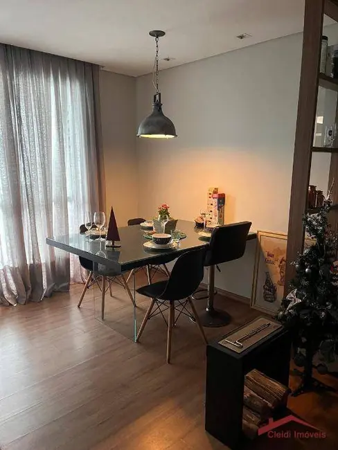 Foto 2 de Apartamento com 2 quartos para alugar, 91m2 em Anita Garibaldi, Joinville - SC
