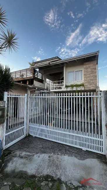 Foto 1 de Casa com 2 quartos à venda, 222m2 em Bucarein, Joinville - SC