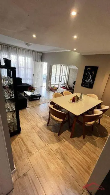 Foto 5 de Casa com 2 quartos à venda, 222m2 em Bucarein, Joinville - SC