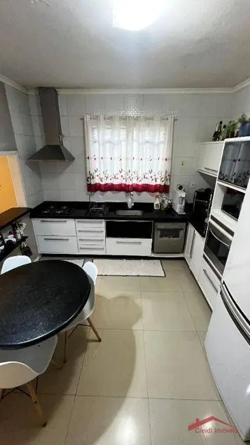 Foto 2 de Casa com 2 quartos à venda, 222m2 em Bucarein, Joinville - SC