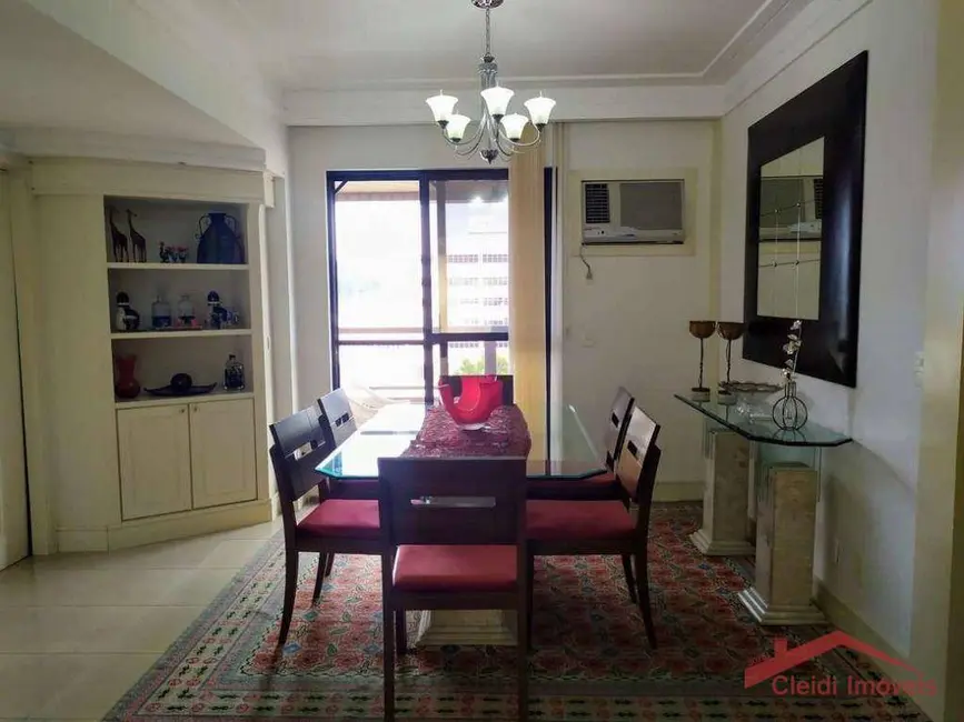 Foto 9 de Apartamento com 4 quartos à venda, 322m2 em América, Joinville - SC
