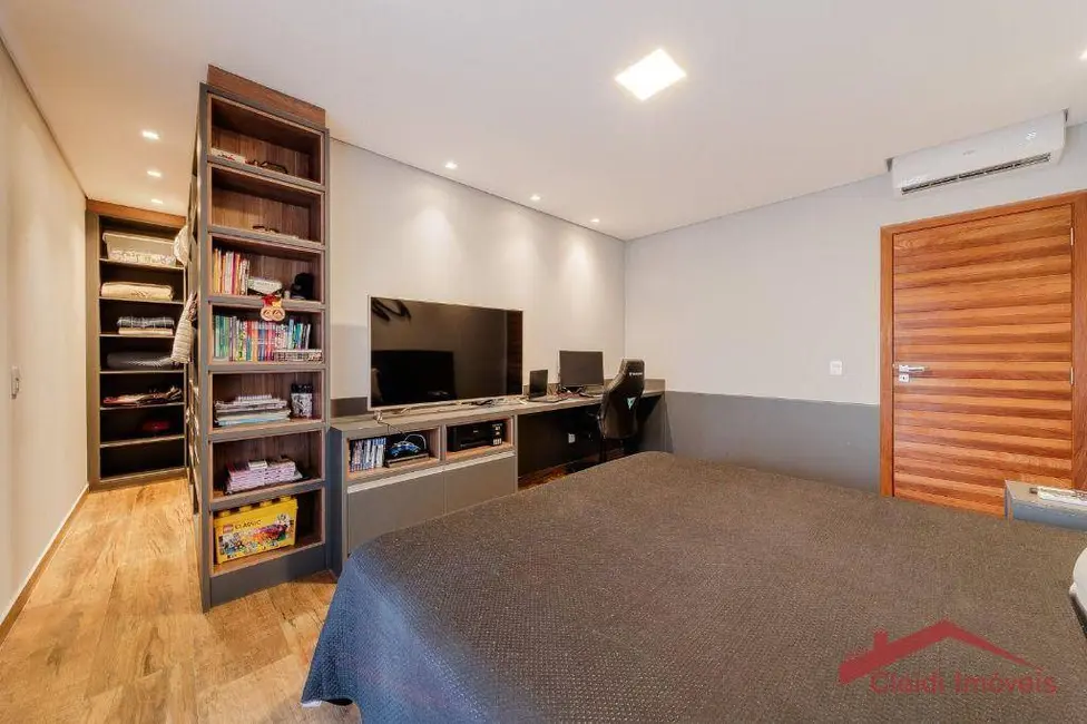 Foto 7 de Casa com 4 quartos à venda, 240m2 em Vila Nova, Joinville - SC