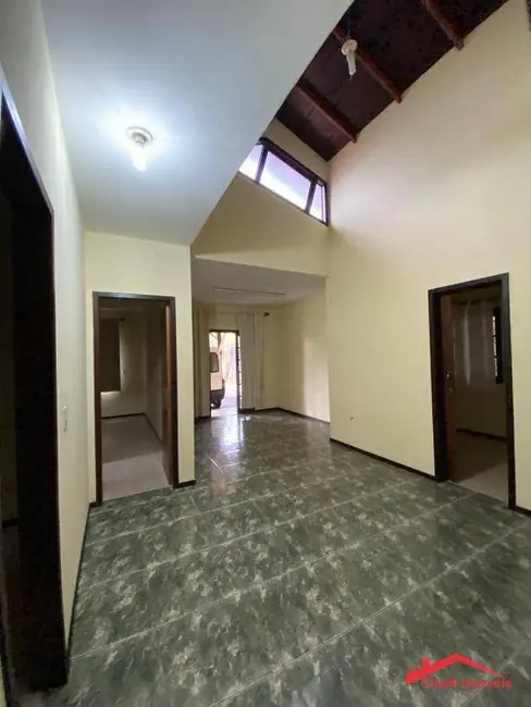 Foto 2 de Casa com 3 quartos à venda, 480m2 em Costa e Silva, Joinville - SC