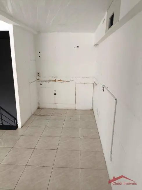 Loja para alugar, 90m2 em Centro, Joinville - SC - imagem 5 Foto 5 de Loja para alugar, 90m2 em Centro, Joinville - SC