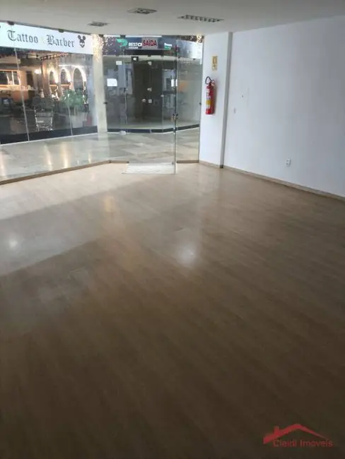 Loja para alugar, 73m2 em Centro, Joinville - SC - imagem 3 Foto 3 de Loja para alugar, 73m2 em Centro, Joinville - SC