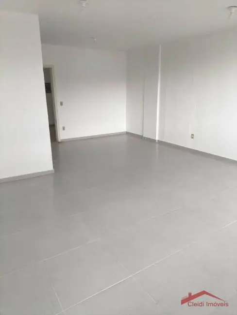 Foto 3 de Sala Comercial para alugar, 37m2 em Centro, Joinville - SC