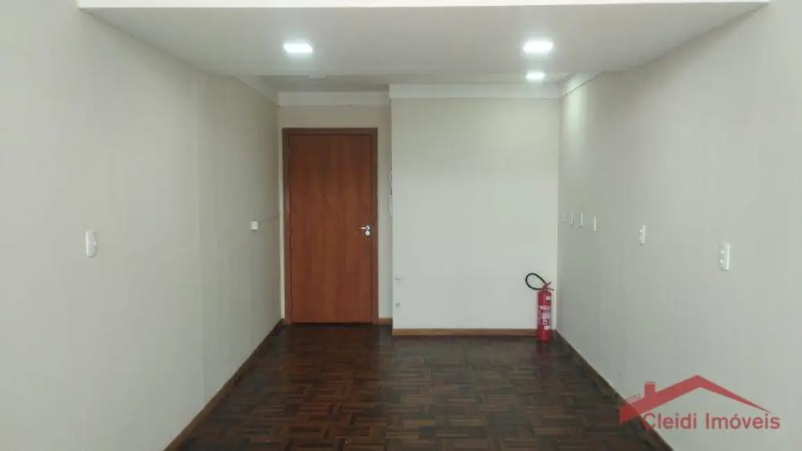 Loja para alugar, 35m2 em Bucarein, Joinville - SC - imagem 2 Foto 2 de Loja para alugar, 35m2 em Bucarein, Joinville - SC