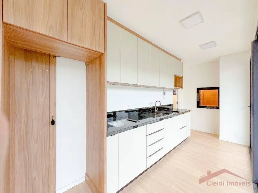 Apartamento com 3 quartos para alugar, 151m2 em Atiradores, Joinville - SC - imagem 5 Foto 5 de Apartamento com 3 quartos para alugar, 151m2 em Atiradores, Joinville - SC