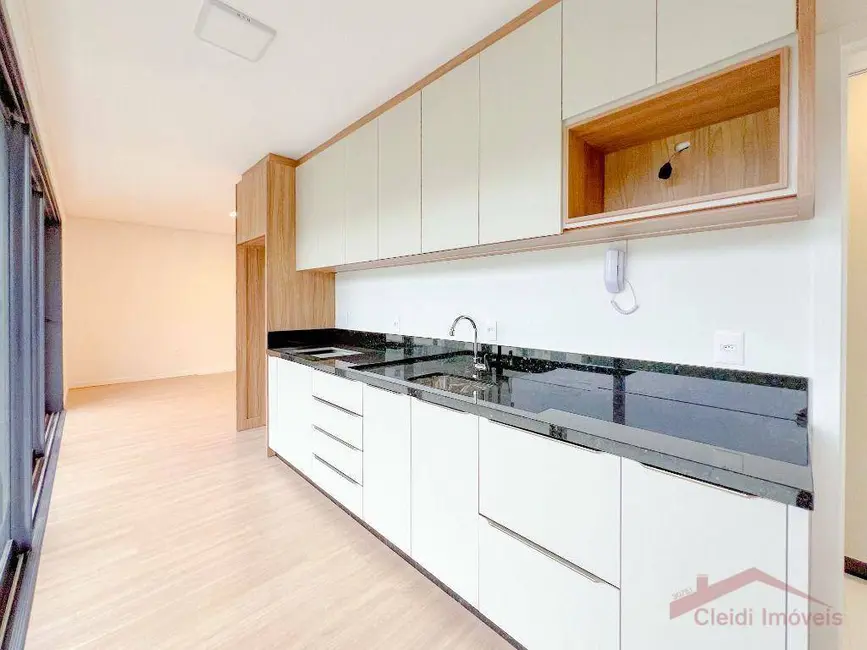 Apartamento com 3 quartos para alugar, 151m2 em Atiradores, Joinville - SC - imagem 8 Foto 8 de Apartamento com 3 quartos para alugar, 151m2 em Atiradores, Joinville - SC