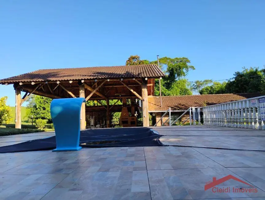 Casa com 2 quartos para alugar, 800m2 em Araquari - SC - imagem 4 Foto 4 de Casa com 2 quartos para alugar, 800m2 em Araquari - SC