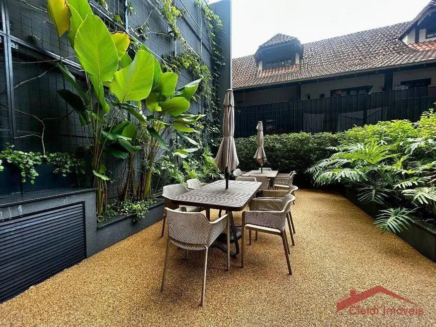 Apartamento com 1 quarto à venda, 56m2 em Anita Garibaldi, Joinville - SC - imagem 5 Foto 5 de Apartamento com 1 quarto à venda, 56m2 em Anita Garibaldi, Joinville - SC