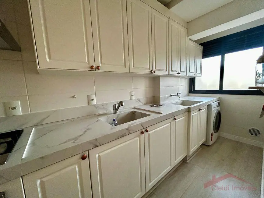 Foto 8 de Apartamento com 1 quarto à venda, 68m2 em Centro, Joinville - SC