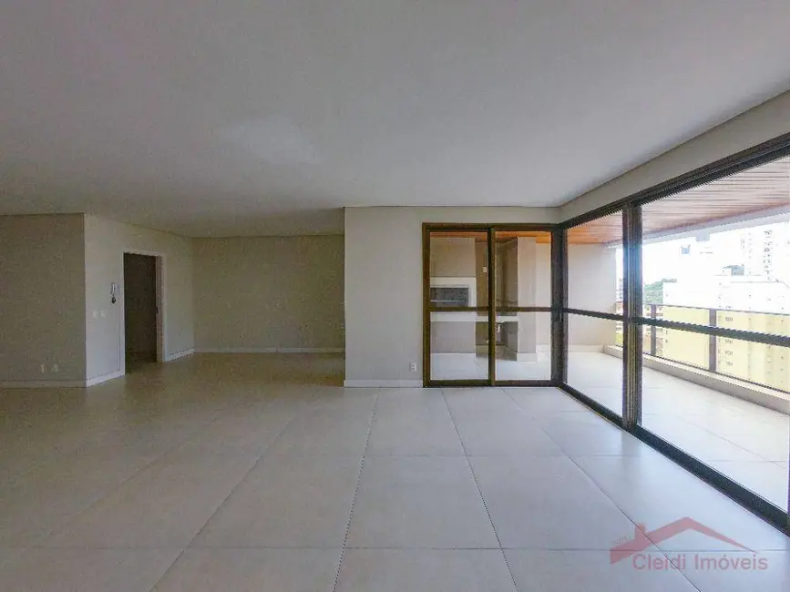 Foto 2 de Apartamento com 3 quartos à venda, 315m2 em Atiradores, Joinville - SC
