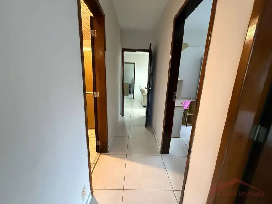 Foto 9 de Apartamento com 3 quartos para alugar, 107m2 em Anita Garibaldi, Joinville - SC