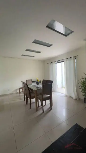 Foto 5 de Casa com 2 quartos à venda, 234m2 em Adhemar Garcia, Joinville - SC