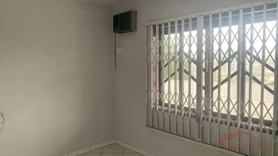 Foto 9 de Apartamento com 3 quartos para alugar, 230m2 em Nova Brasília, Joinville - SC