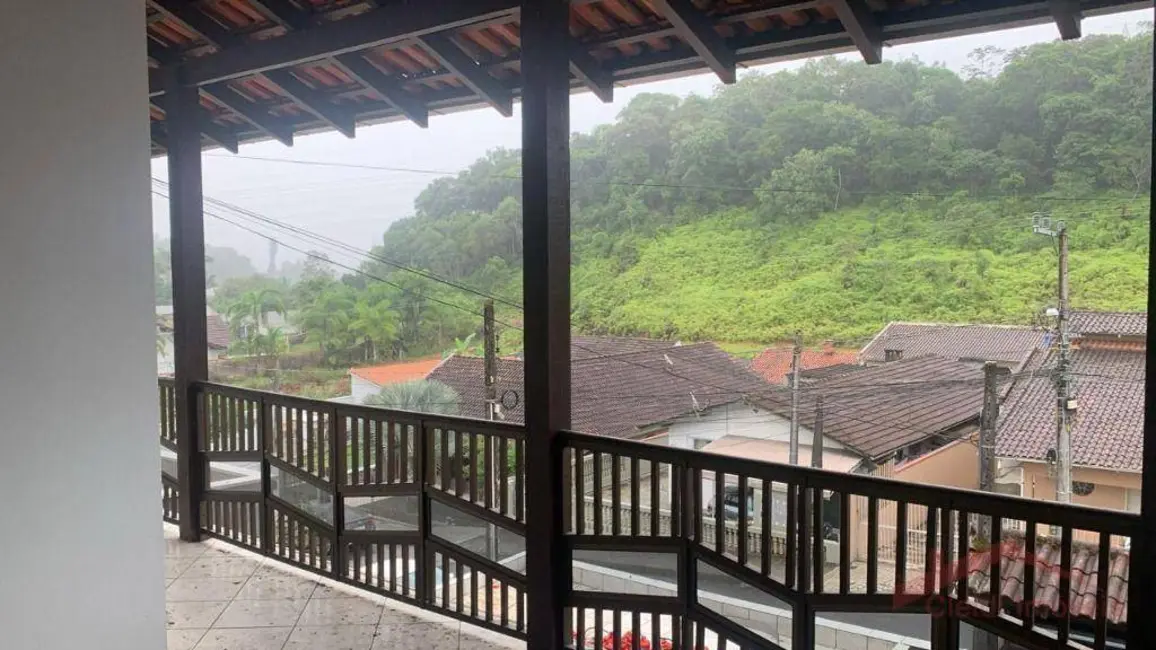 Foto 6 de Apartamento com 3 quartos para alugar, 230m2 em Nova Brasília, Joinville - SC