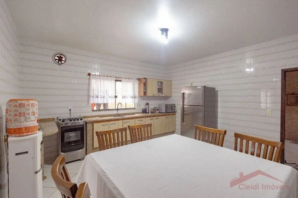 Foto 7 de Casa com 3 quartos à venda, 360m2 em Nova Brasília, Joinville - SC